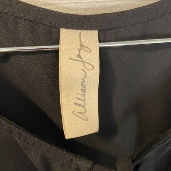 Allison Joy Women's Black Sleeveless Tie‎ Neck Ruffle Hem Blouse - Picture 6 of 6